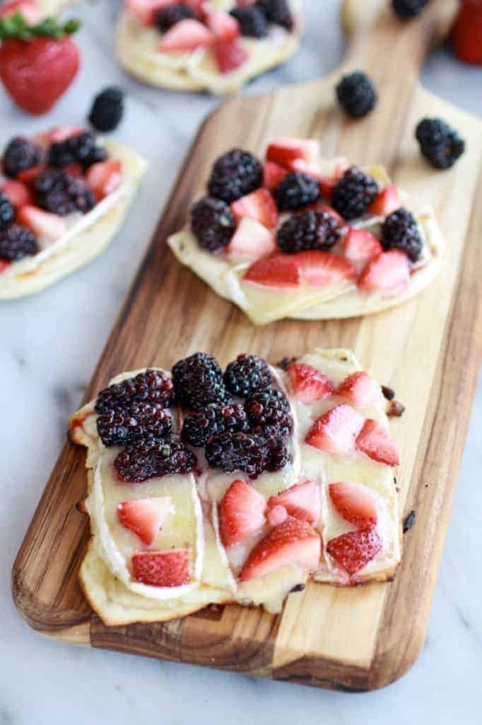 Grilled-Blackberry-Strawberry-Basil-and-Brie-Pizza-Crisp-with-Honey-Balsamic-Glaze-4