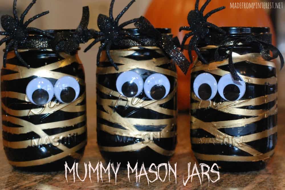 Arent-these-adorable-Super-easy-to-make-Mummy-Mason-Jars-madefrompinterest.net_-1024x685