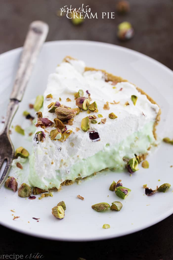 No Bake Pistachio Cream Pie | The Recipe Critic