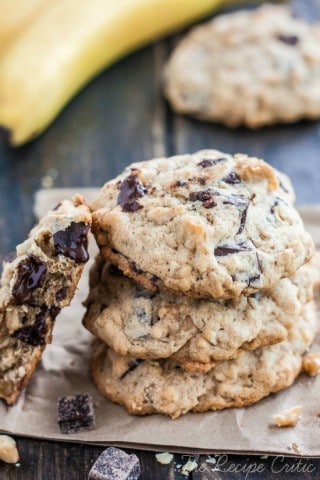 Banana Walnut Chocolate Chunk Cookies | The Recipe Critic