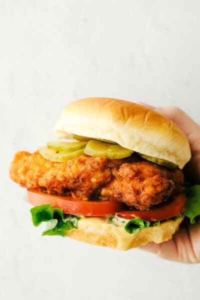 Copycat Chick-fil-A Chicken Sandwich | The Recipe Critic