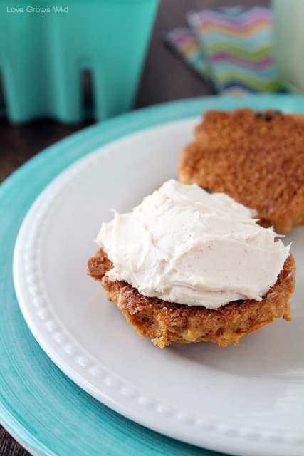 Oatmeal Raisin Breakfast Cookie Sandwiches - 57