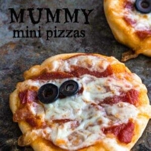 Quick and Easy Mummy Mini Pizzas - 53