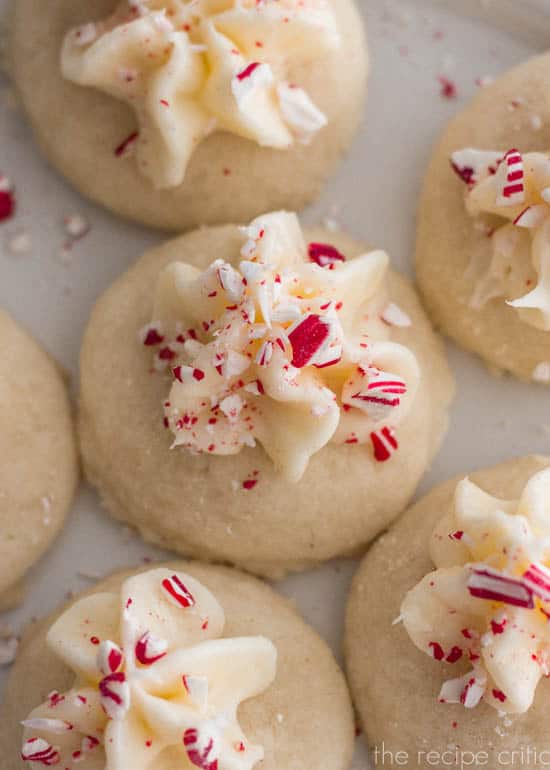 Peppermint Meltaway cookie close up.