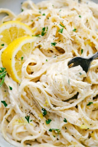 Lemon Garlic Cream Fettuccini | The Recipe Critic