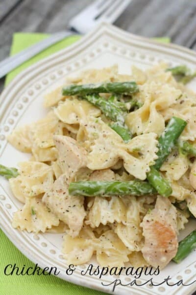Chicken & Asparagus Pasta - One of the Best Easy Pasta Recipes. The Recipe Critic, Alyssa Rivers.
