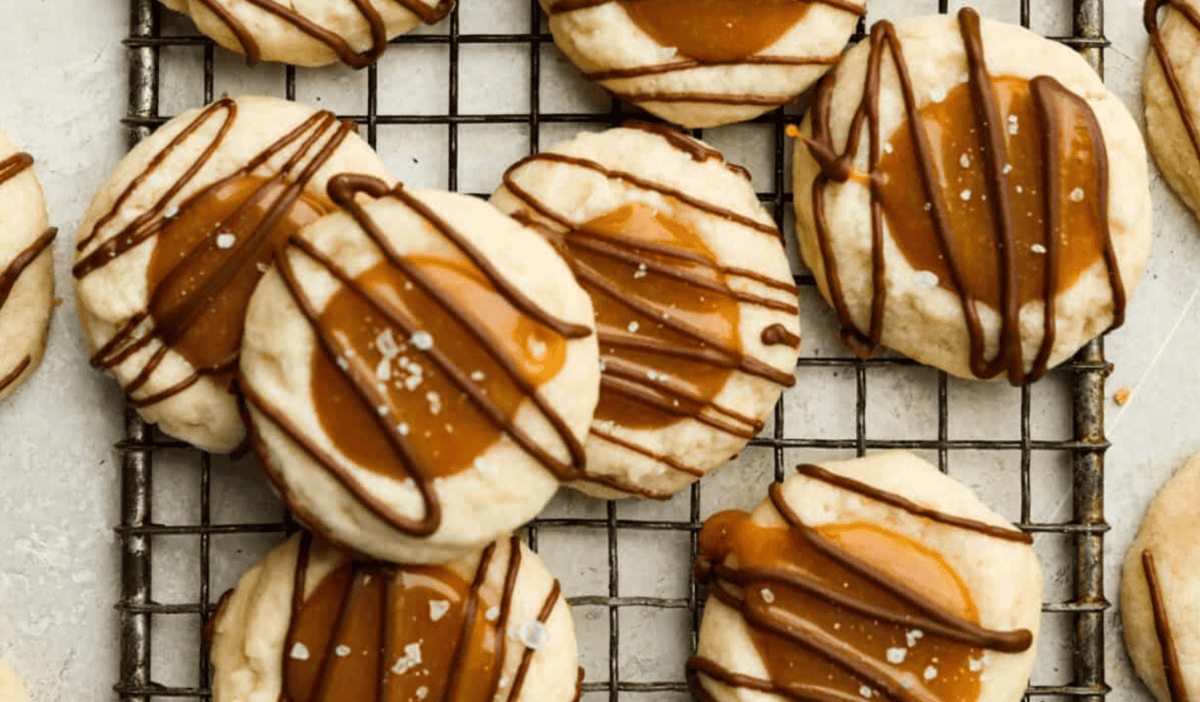 These Cookies Taste Just Like a Twix, But Better! – The Recipe Critic
