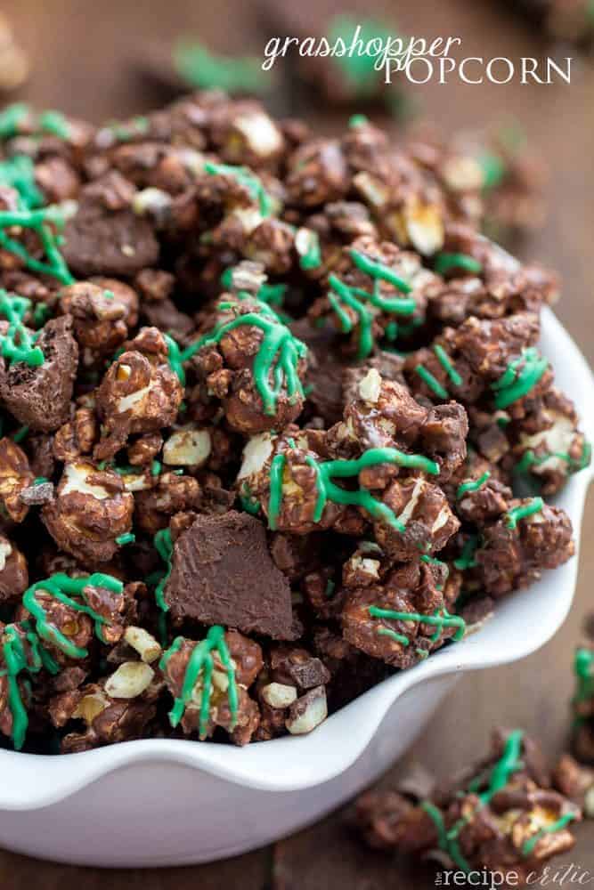 Grasshopper popcorn in a white bowl. 