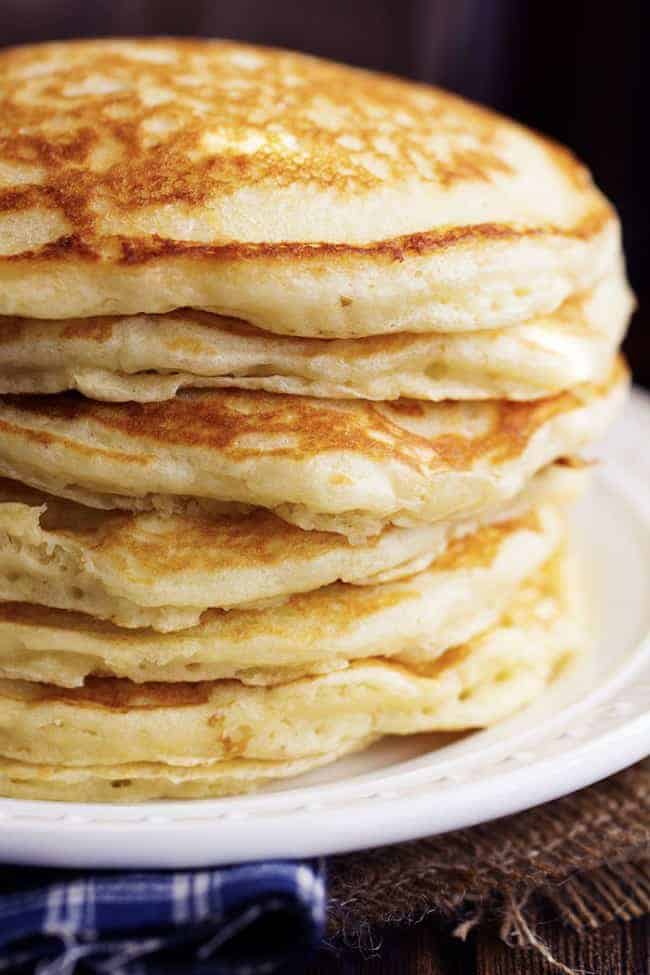 The Best Buttermilk Pancakes 