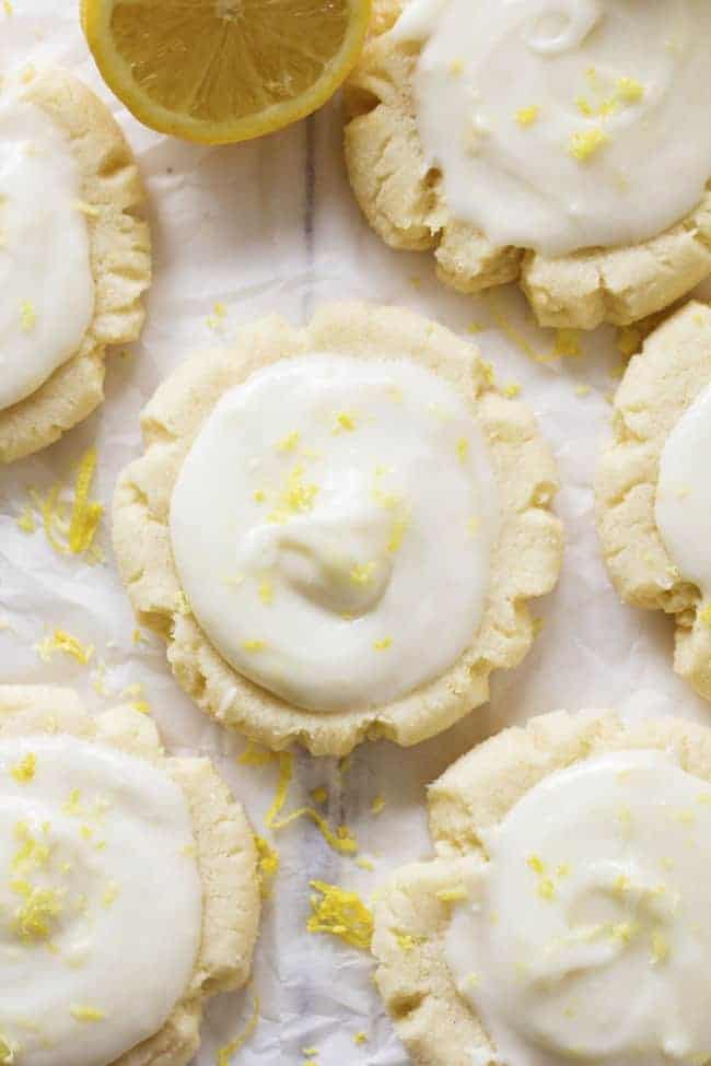 lemon sugar cookies areal view.