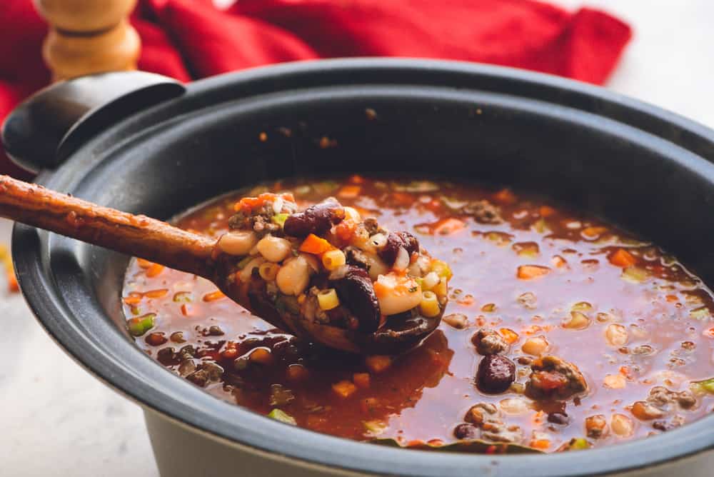 Slow Cooker Pasta e Fagioli Soup-image