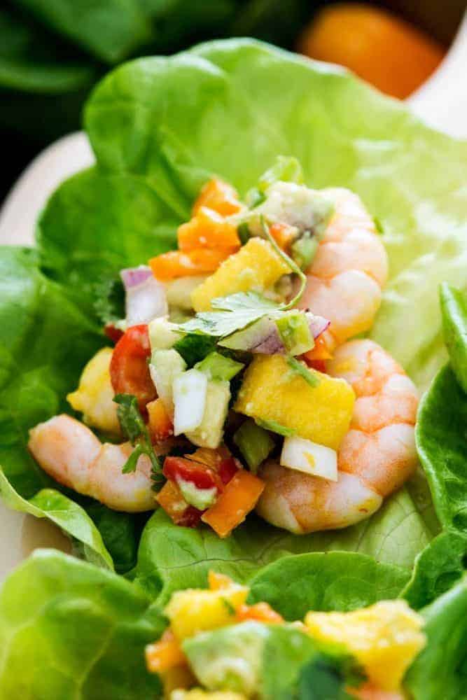 Mango Shrimp with lettuce.