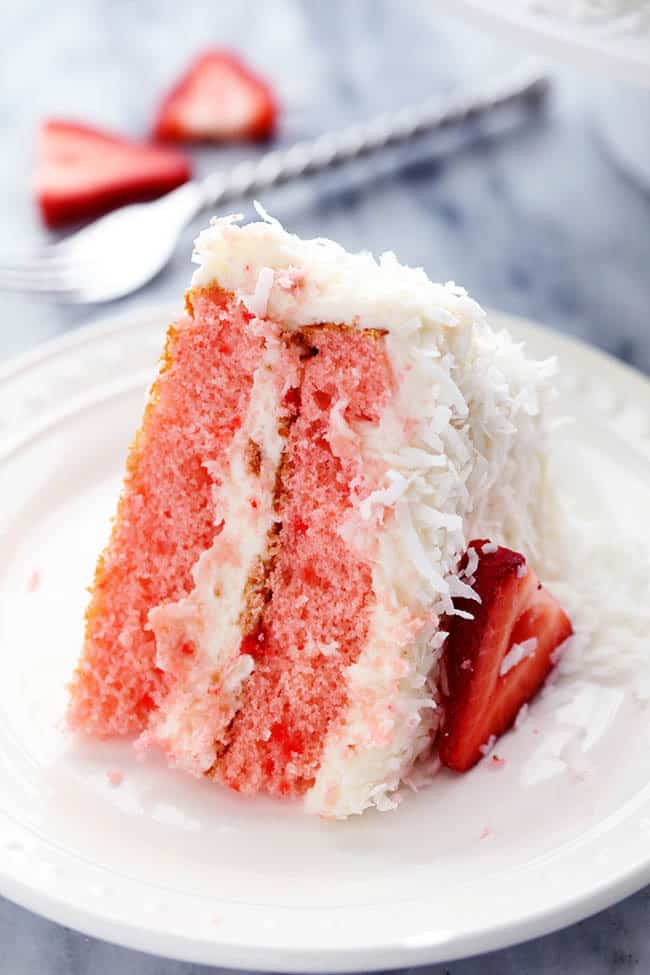 Strawberry Coconut Cream Cake With Coconut Cream Cheese Frosting The Recipe Critic 