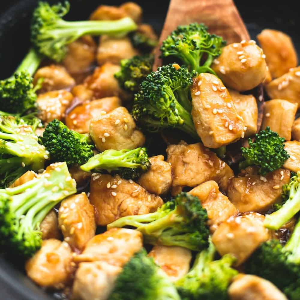 Skillet Sesame Chicken & Broccoli | The Recipe Critic