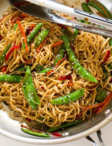 20 Minute Vegetable Lo Mein | The Recipe Critic