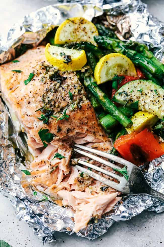 Butter Garlic Herb Salmon Foil Packets | The Recipe Critic