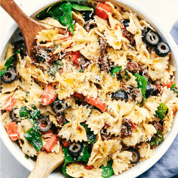 Tuscan Pasta Salad | The Recipe Critic