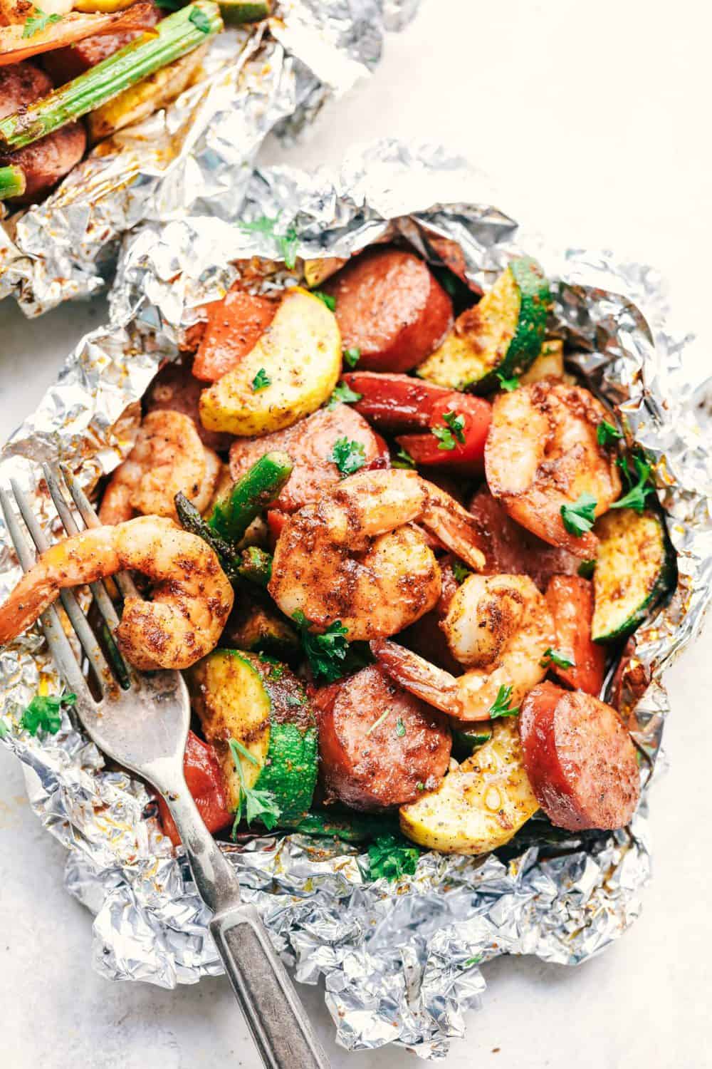 Cajun Shrimp and Sausage Vegetable Foil Packets - Recipe Ocean