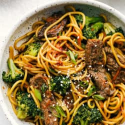 20 Minute Garlic Beef and Broccoli Lo Mein | Cook & Hook