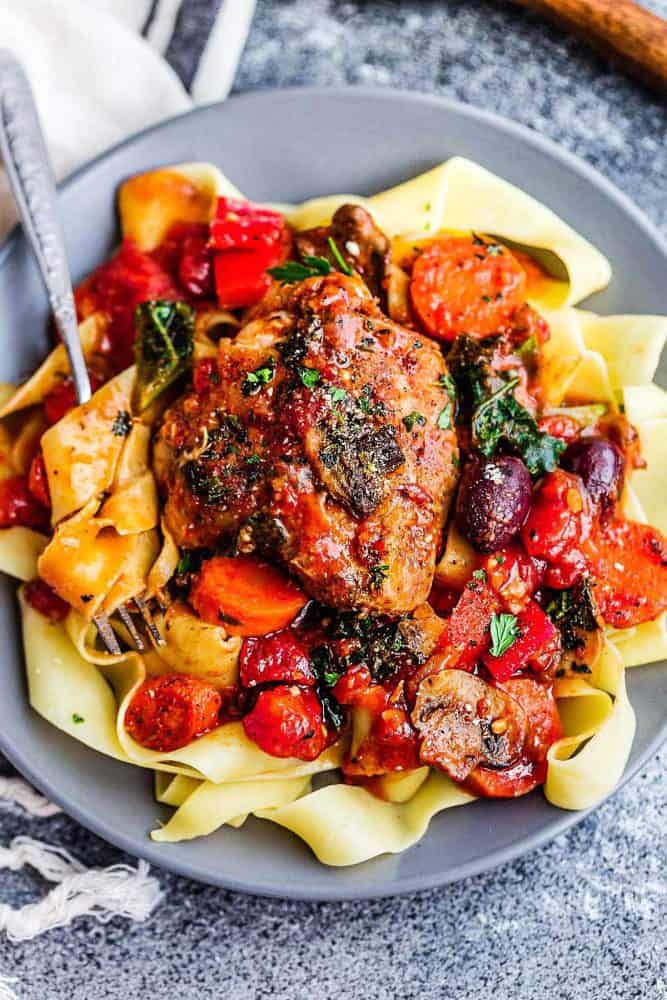 Slow Cooker Chicken Cacciatore | The Recipe Critic