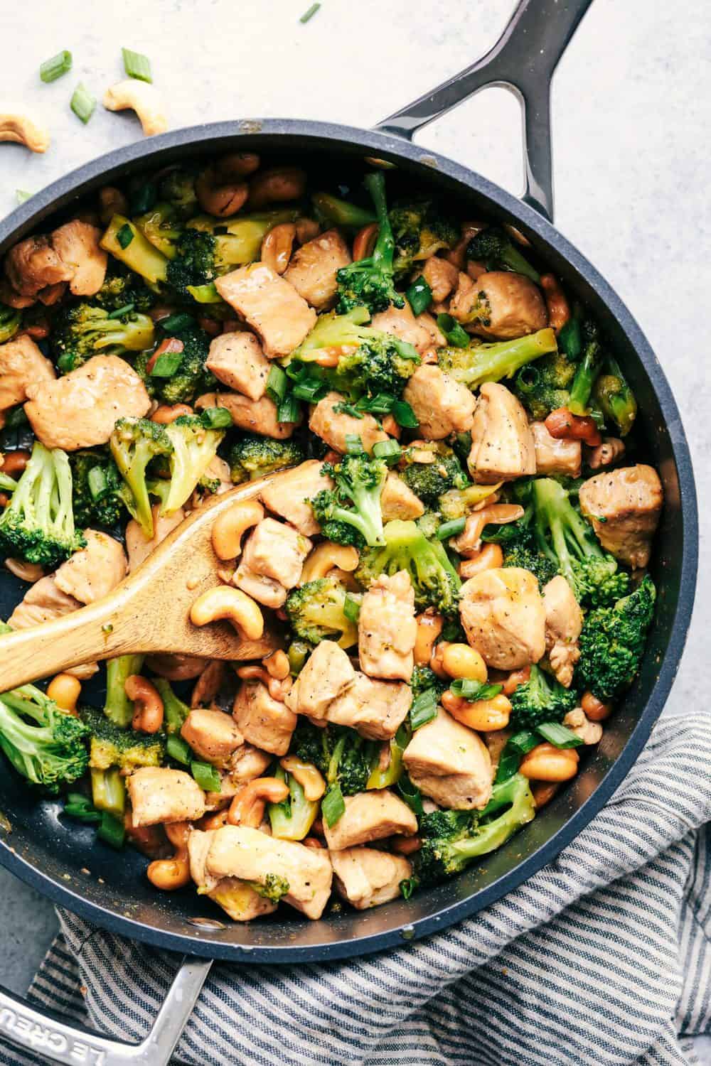 Garlic Chicken and Broccoli Cashew Stir Fry in a skillet.