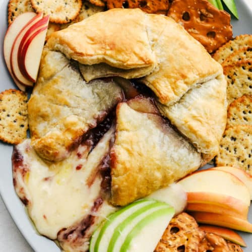 Baked Brie in Puff Pastry With Apricot or Raspberry Preserves Recipe 