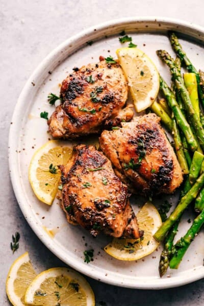 Lemon Garlic Butter Herb Chicken with Asparagus | The Recipe Critic