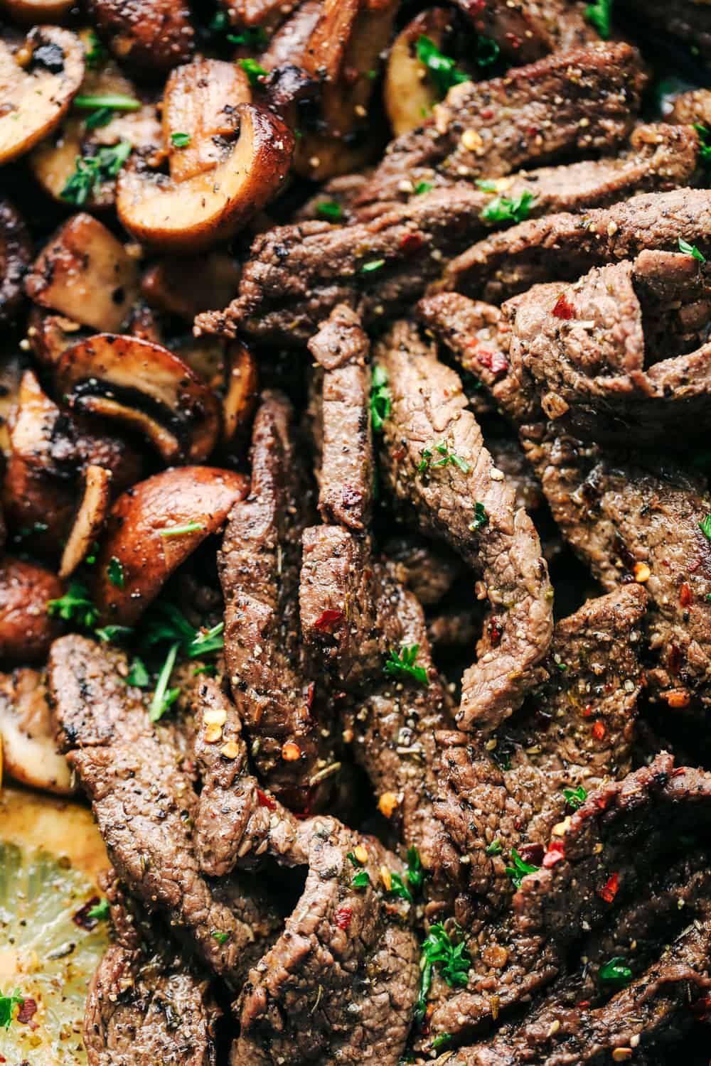 lemon garlic butter flank steak with mushrooms 