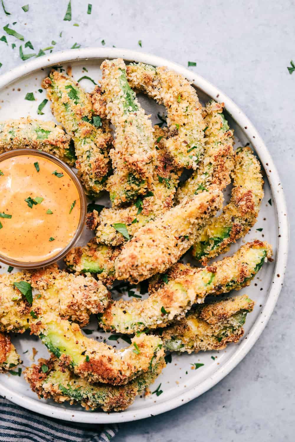 crispy-garlic-avocado-fries-baked-the-recipe-critic