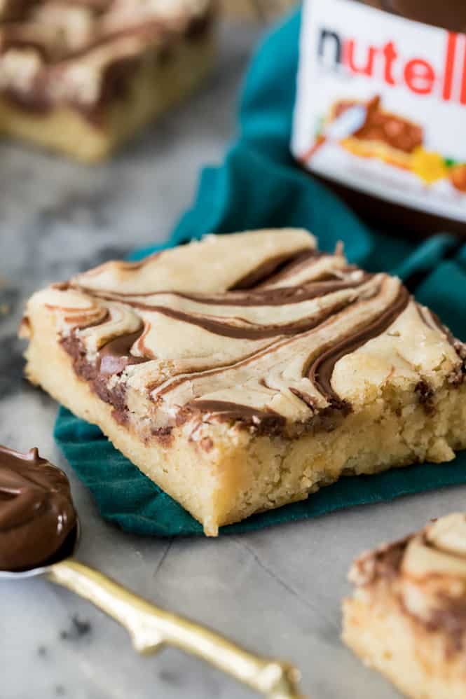 A Nutella Blondie square