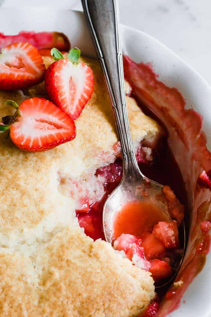 Strawberry Cobbler | The Recipe Critic
