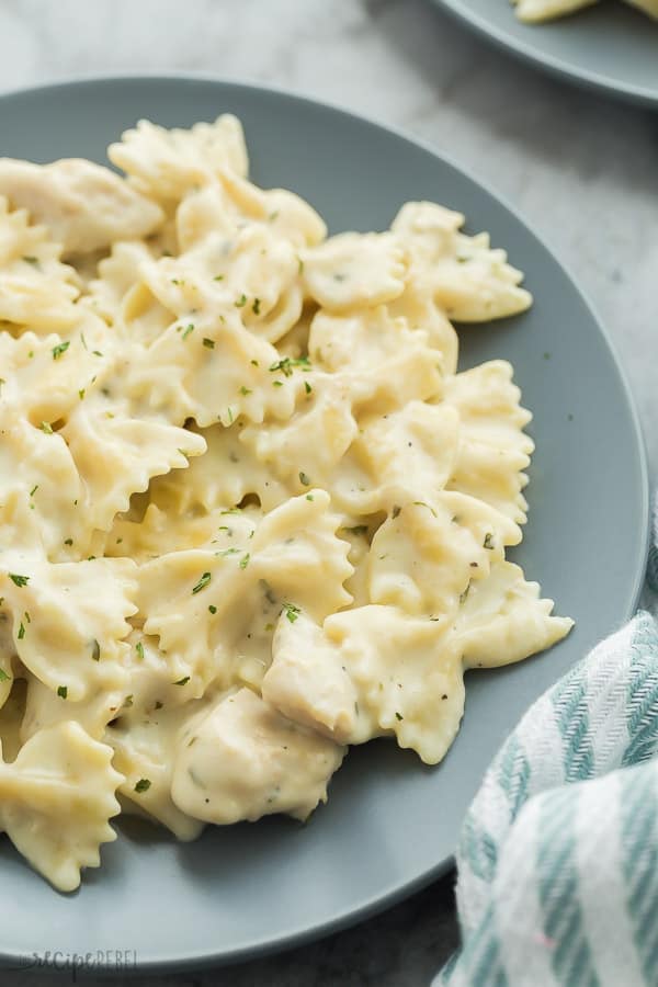 Instant Pot Chicken Alfredo Pasta