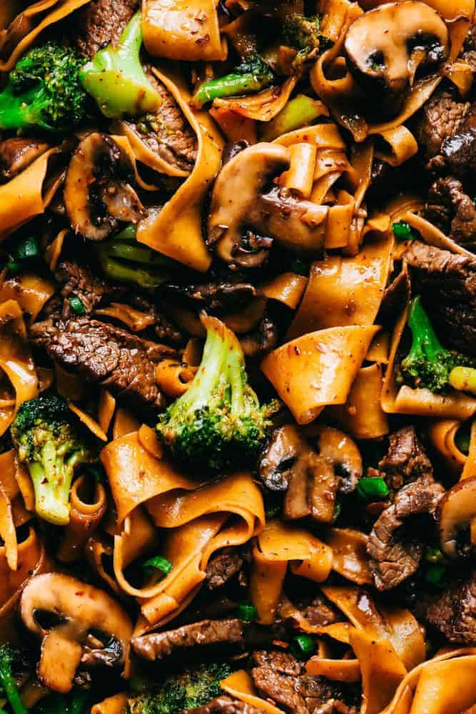 Garlic Beef And Broccoli Noodles The Recipe Critic