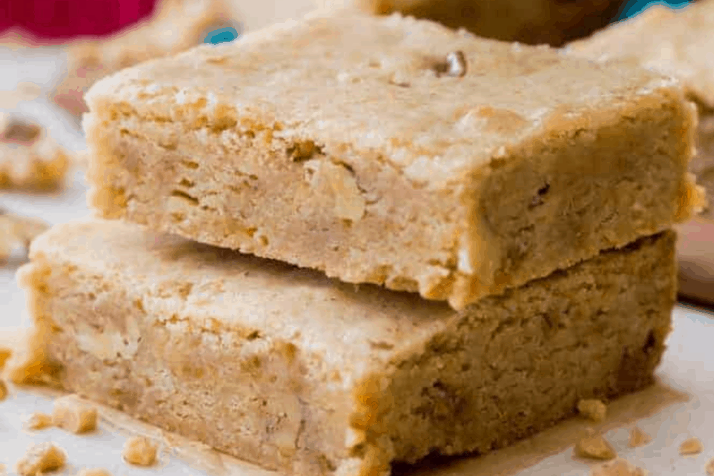 Chewy Brown Butter Blondies | The Recipe Critic