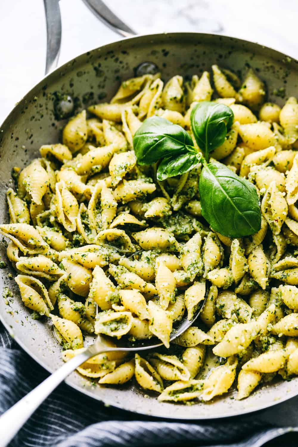 10-minute-pesto-pasta-kohler-food-and-wine-fashion-blog