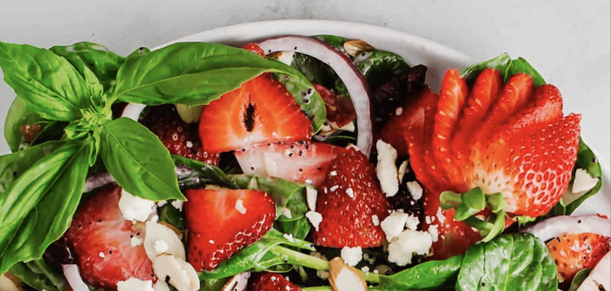 Mouthwatering Strawberry Spinach Salad - The Recipe Critic