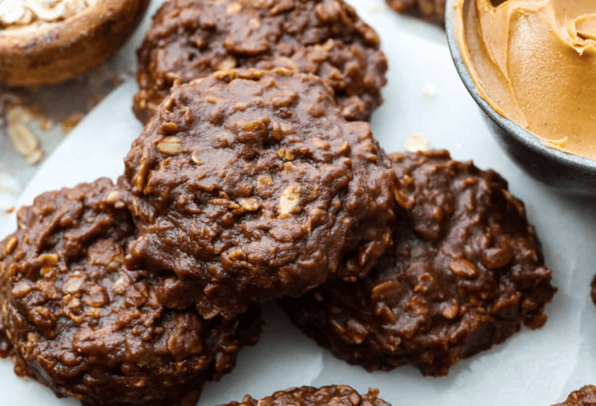 Chocolate Peanut Butter No Bake Cookies in Minutes – The Recipe Critic