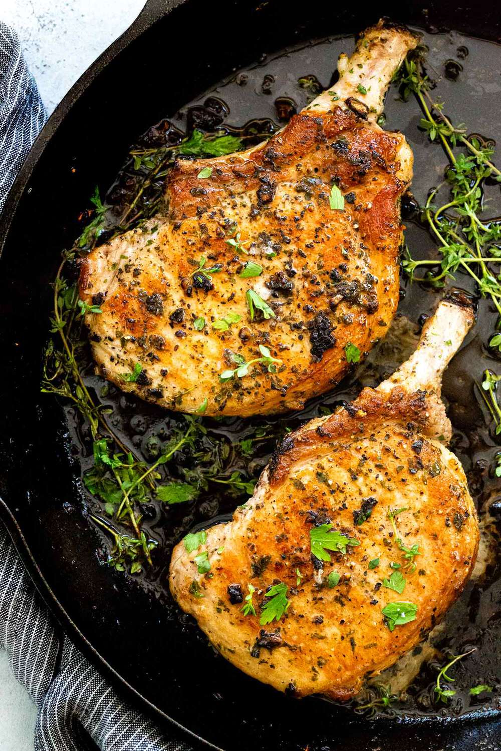 Cast Iron Skillet Pork Chops - Geneva Gourmet