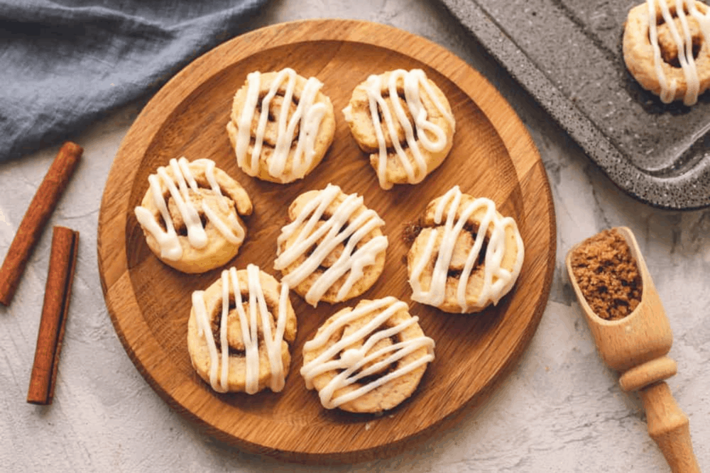 Cinnamon Roll Cookies | The Recipe Critic