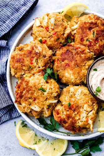 The Easiest Crab Cakes | The Recipe Critic