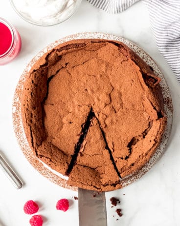 The Easiest No Bake Chocolate Pie - 23