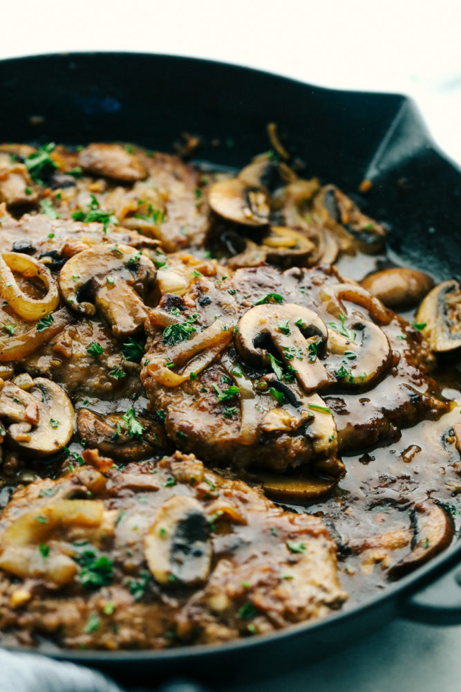 Easy Beef Cube Steak With The Best Mushroom Gravy The Recipe Critic