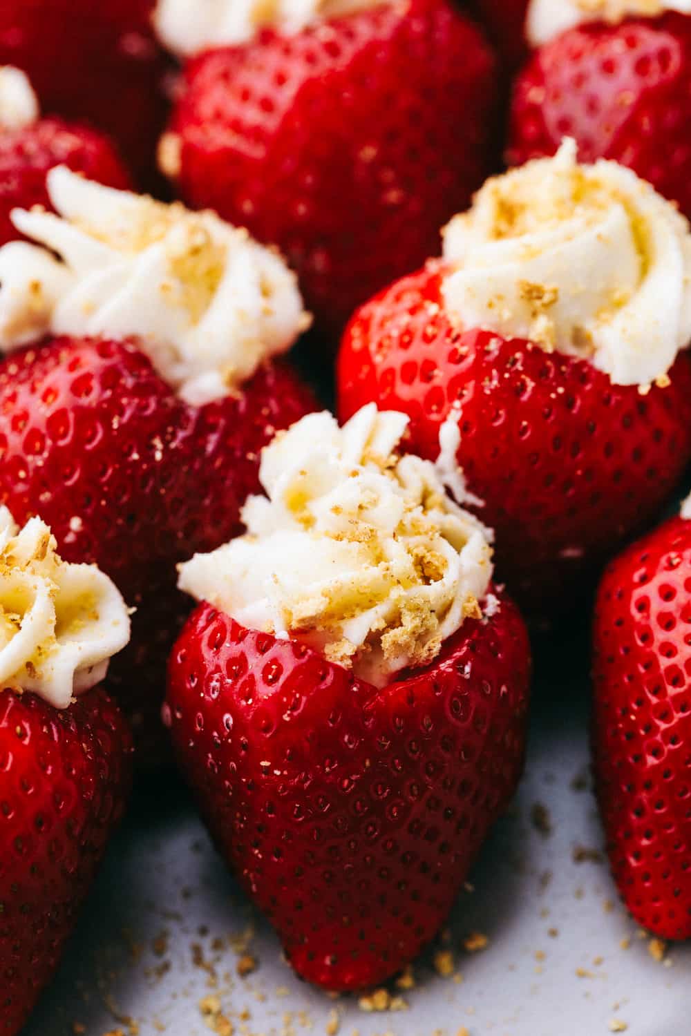 Cheesecake Stuffed Strawberries The Recipe Critic