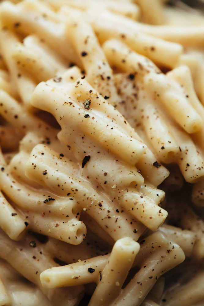 Closeup of Instant pot Mac and Cheese