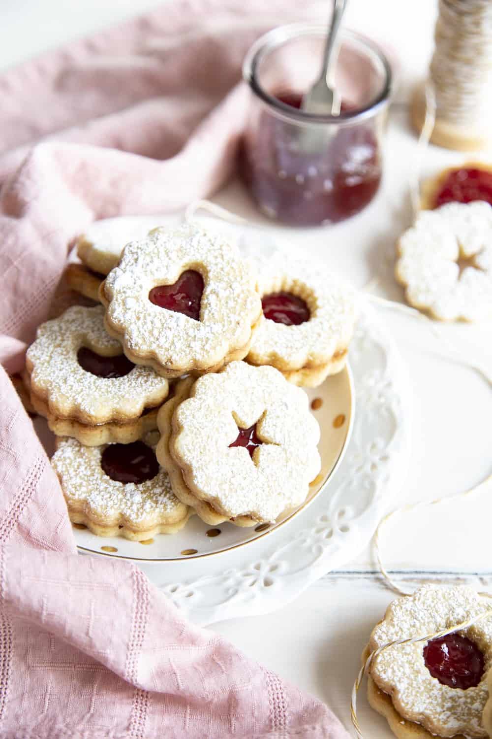 linzer cookies