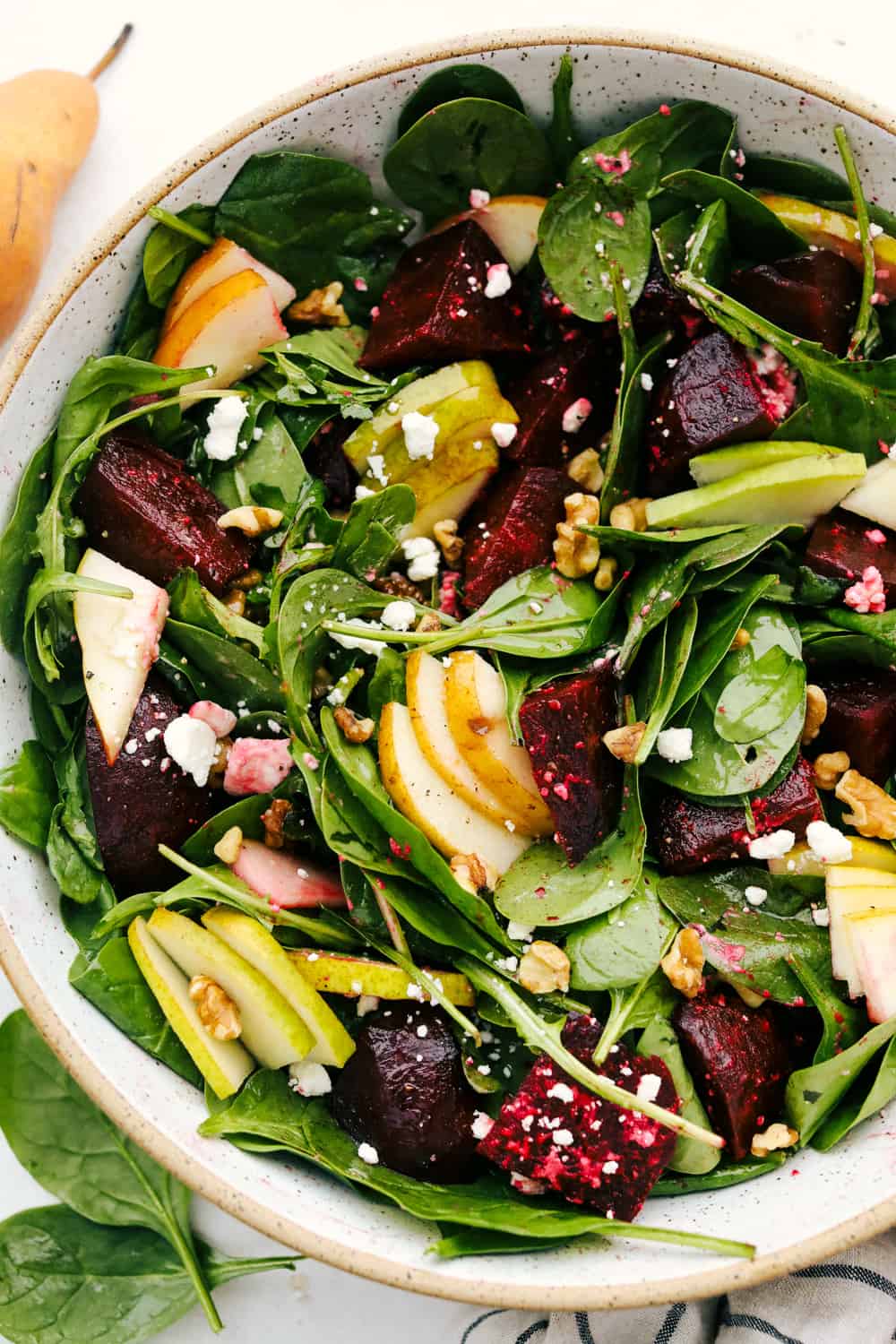 Mixed Green Salad with Walnuts