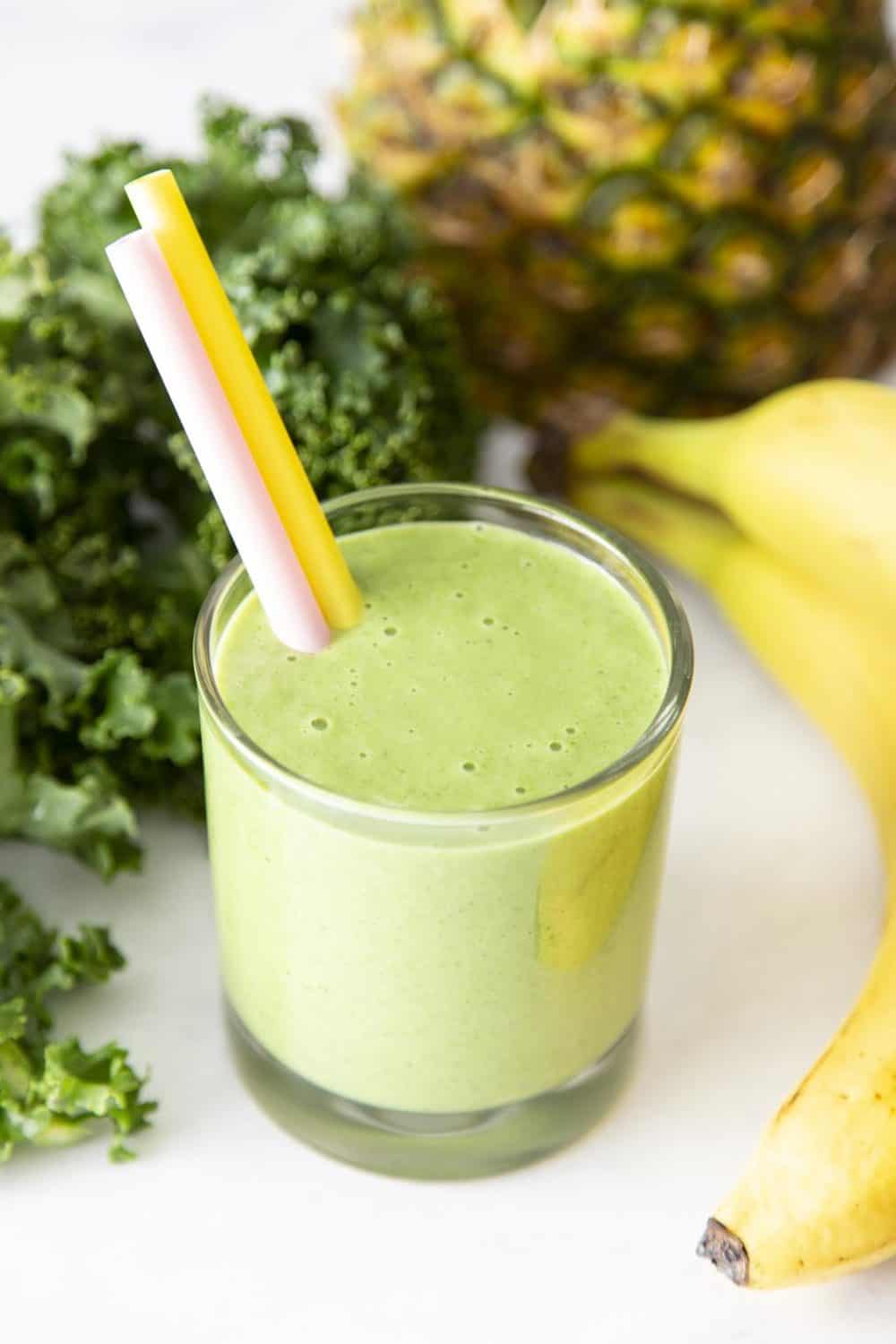 Kale Smoothie Recipe | The Recipe Critic