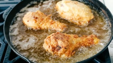 Best Crispy Fried Chicken Recipe  Roscoe s Copycat  - 3