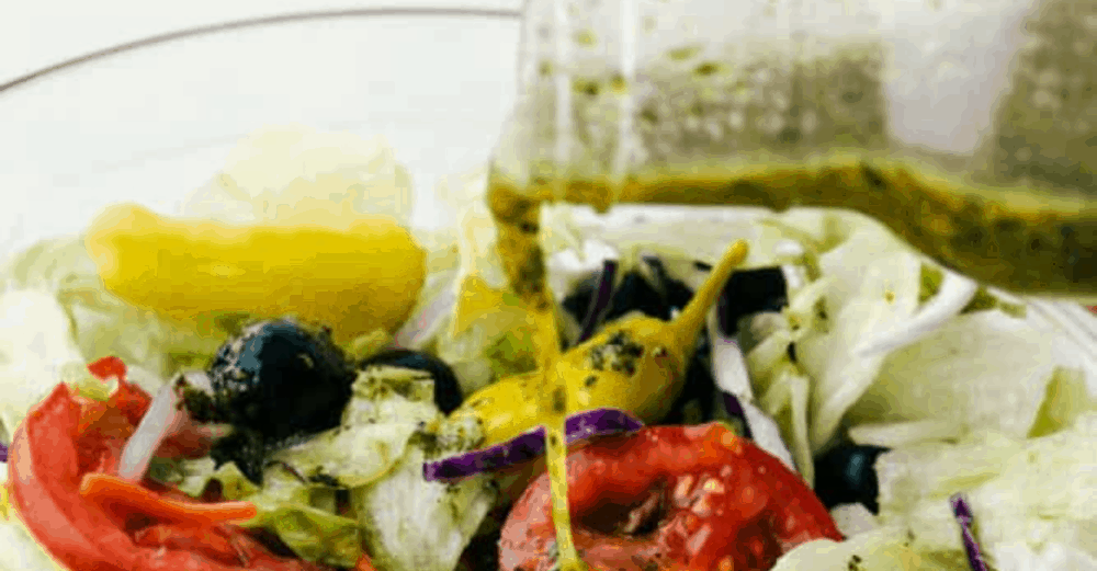 https://therecipecritic.com/wp-content/uploads/2021/05/Olive-Garden-Salad-Dressing.png