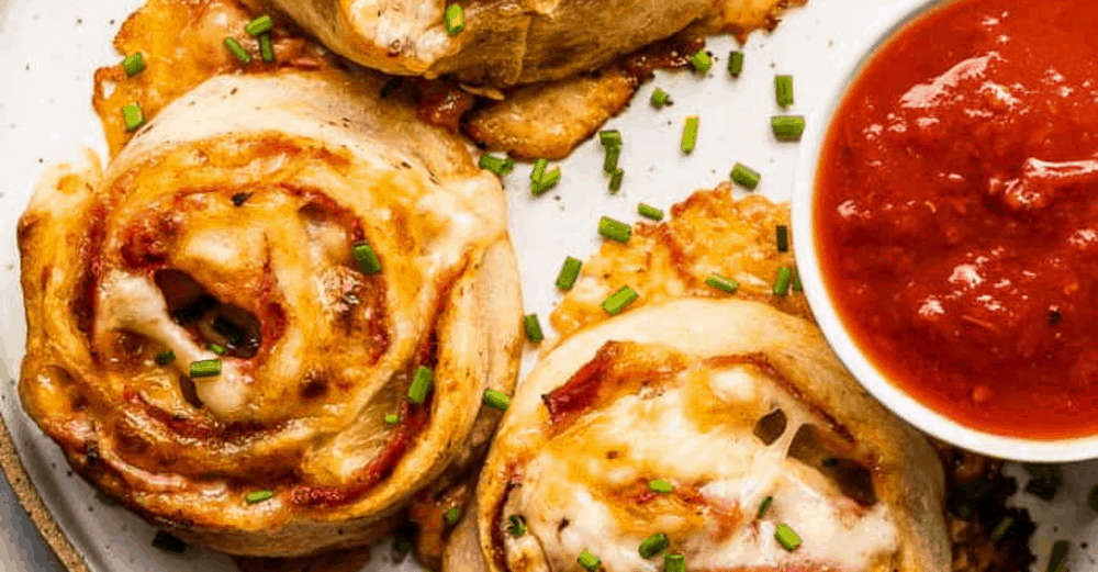 Pizza Pinwheels 30 Minute Recipe The Recipe Critic 9247